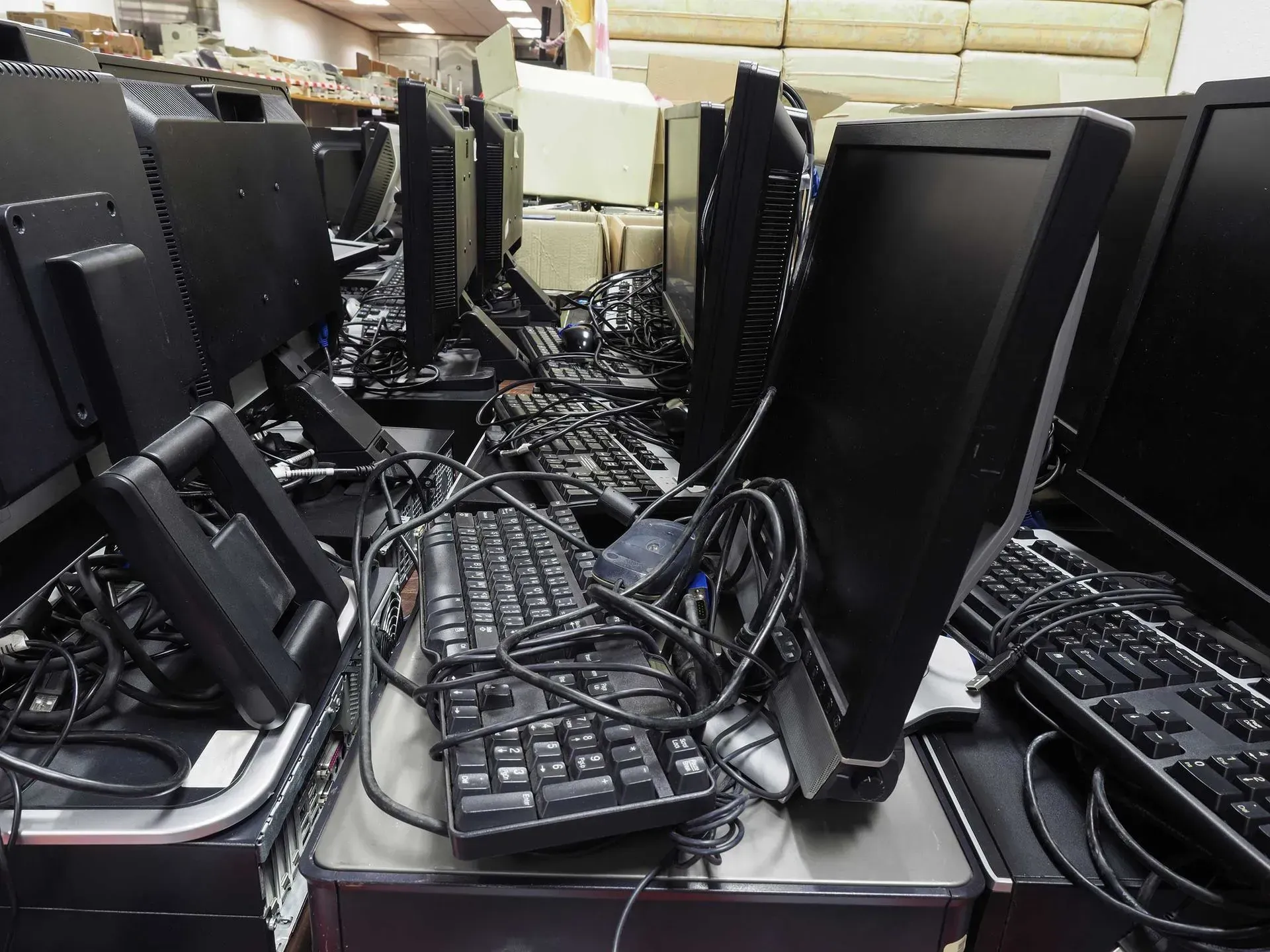 Computer equipment prepared for responsible recycling